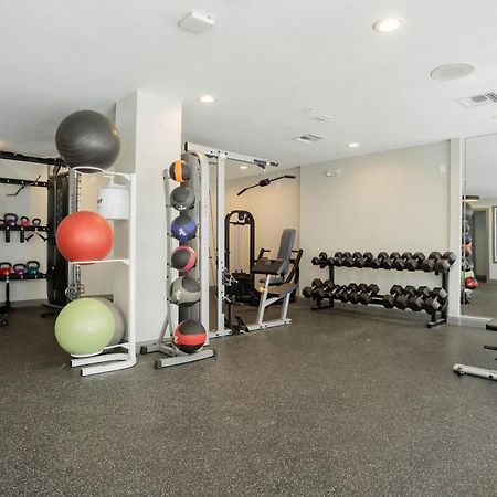 Upstay - Condo With Pool Gym Games And Bbq Austin Extérieur photo